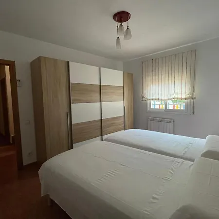 Pet-friendly With Pool Casa vacanze *